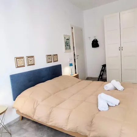 Hostdomus-casa Sole Apartment *